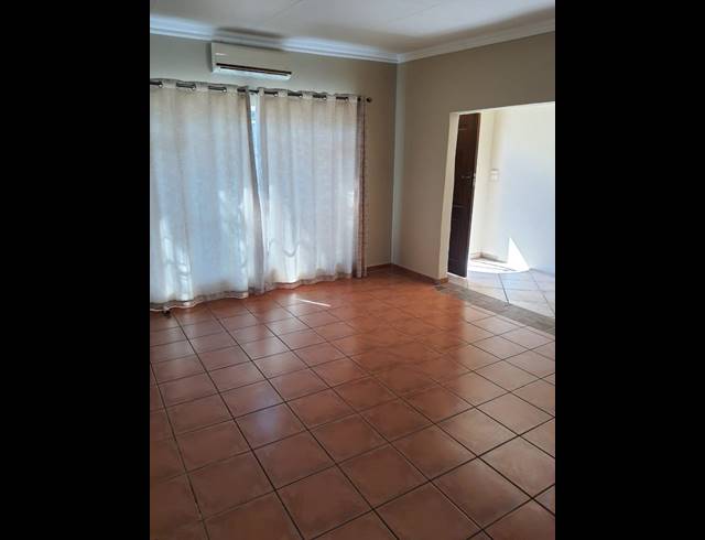 1 BEDROOM FLAT TO LET IN WONDERBOOM